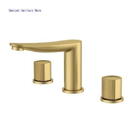 China Manufacturer Modern  Sanitary  Bathroom 3 holes hot and cold water tap Bathtub Widespread  basin faucet  deck mounted basin mixer faucet  with CE